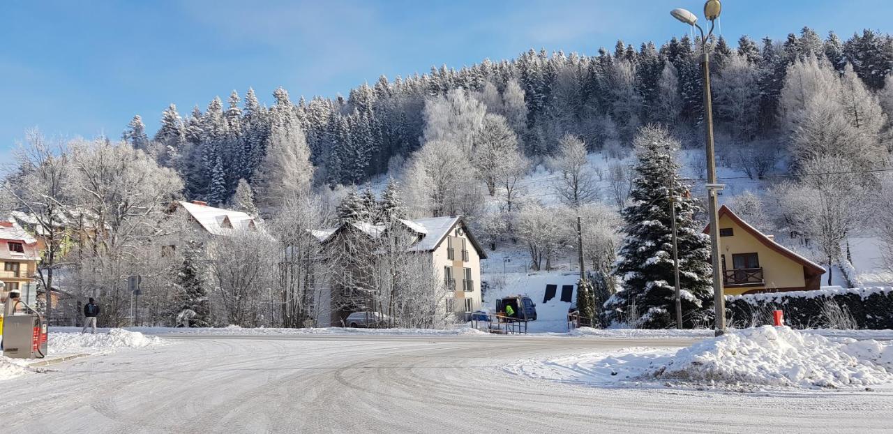 Dom Goscinny Skarpa Krynica-Zdrój Exterior foto